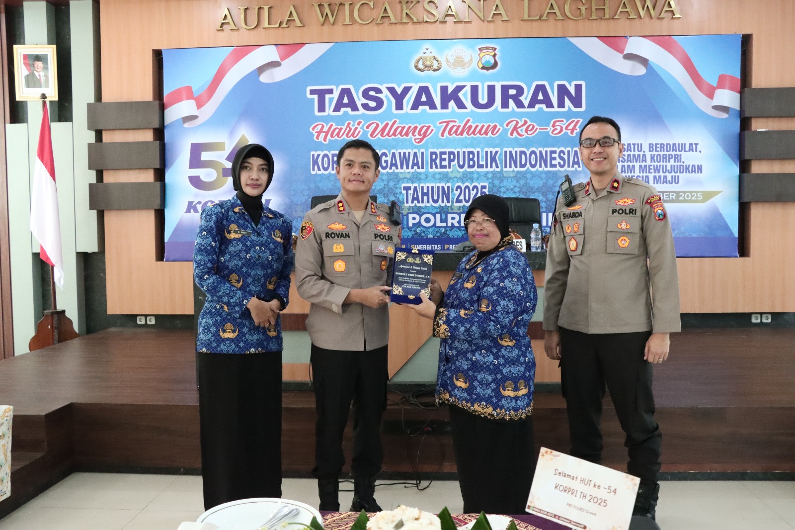 HUT KORPRI ke-54, Kapolres Gresik Ajak ASN Jaga Keikhlasan dan Solidaritas Kebangsaan