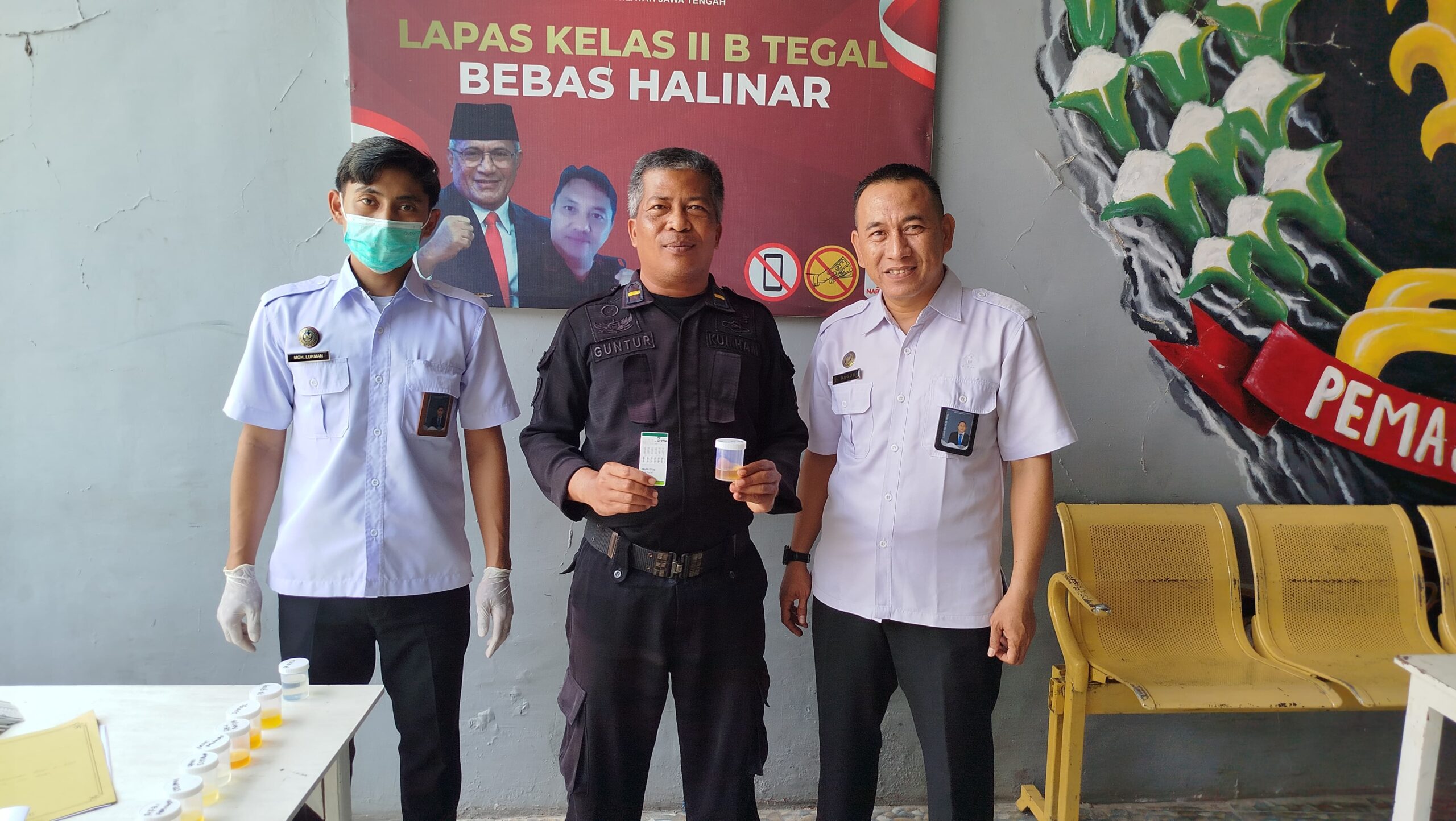 Layaknya Tahu Bulat, Lapas Tegal Gelar Tes Urine Dadakan Kepada Petugas dan Warga Binaan