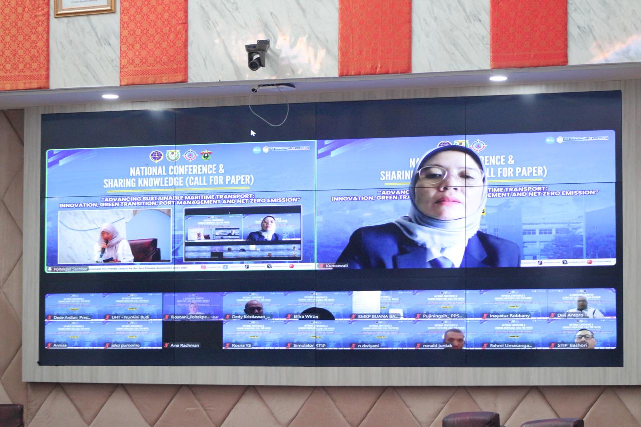 UHT Menginspirasi: Dosen Vokasi Pelayaran Bicara Marine Environment Sustainability di Konferensi Nasional