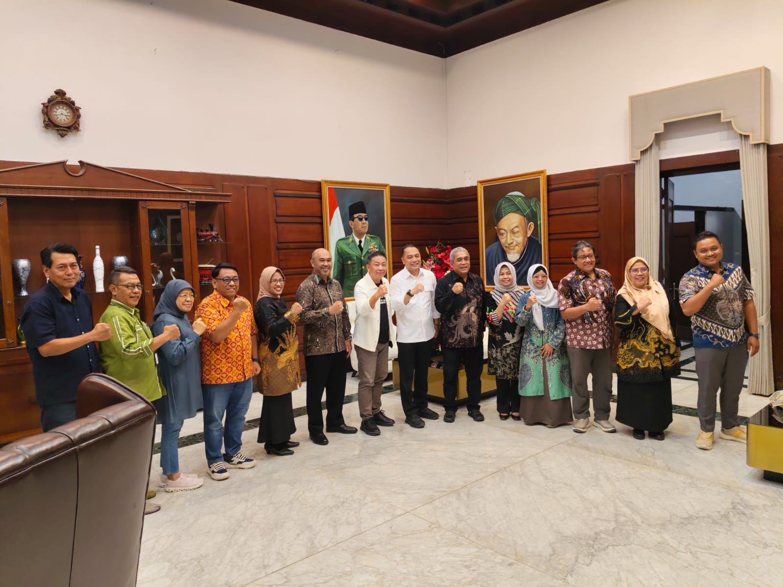 Rektor UHT dan Walikota Surabaya Bahas Skema Bantuan Kuliah bagi Mahasiswa