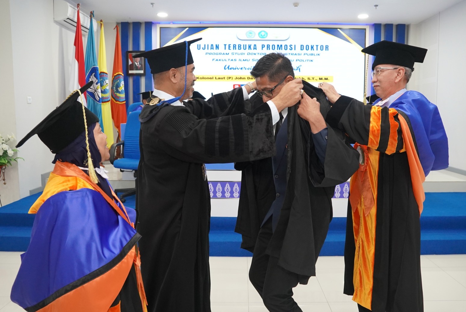 Program Doktoral FISIP UHT Cetak Doktor ke-10