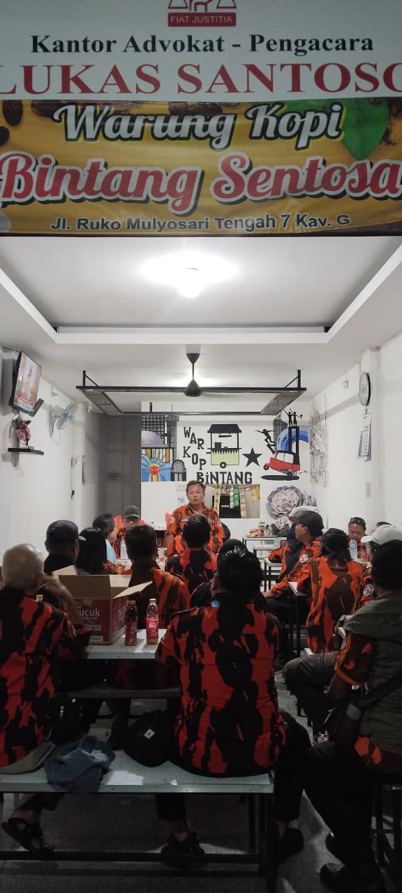 Ketua PAC PP Mulyorejo Aris Setyawan,S.H. ,Gelar Penyerahan SK resufhulle ke pengurus PAC PP Mulyorejo.