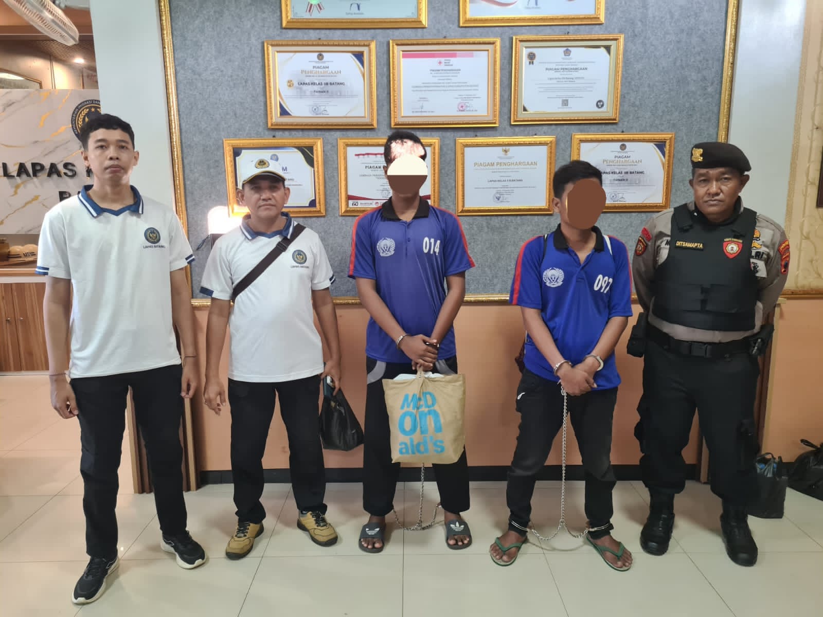 Tingkatkan Pembinaan Lanjutan, Lapas Kelas IIB Batang Mutasikan 2 Warga Binaan ke Lapas Terbuka Kendal