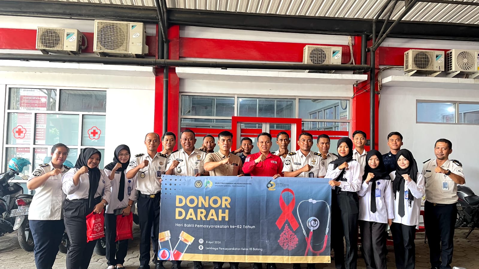 Peringati HBP Ke-62, Jajaran Pegawai Lapas Batang Donorkan Darah ke PMI Kabupaten Batang